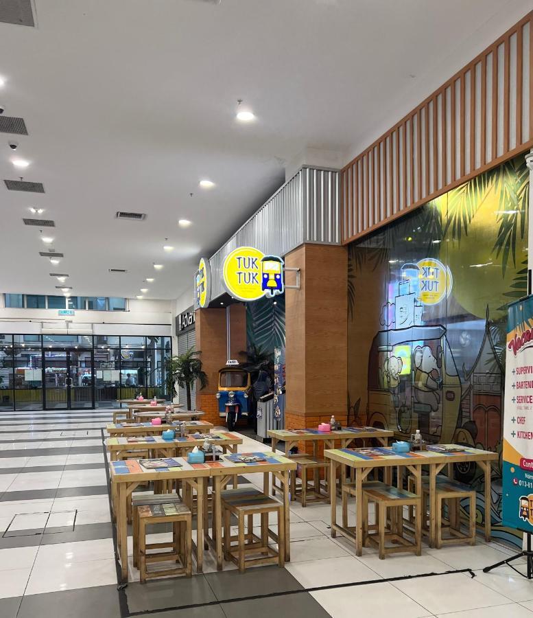 קוצ'ינג Rayyan Condominium @ Metrocity Square מראה חיצוני תמונה