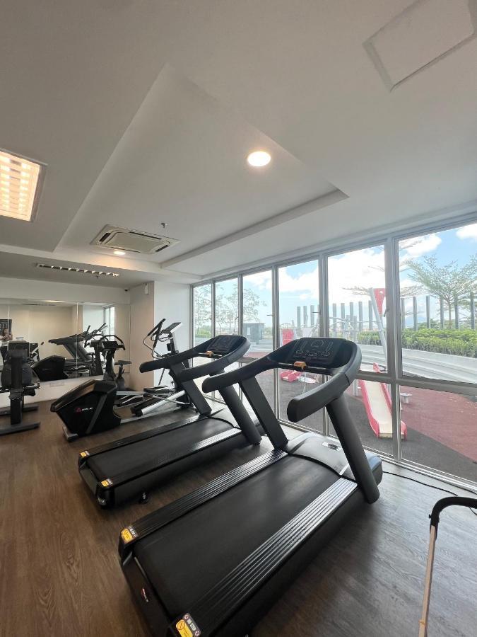 קוצ'ינג Rayyan Condominium @ Metrocity Square מראה חיצוני תמונה